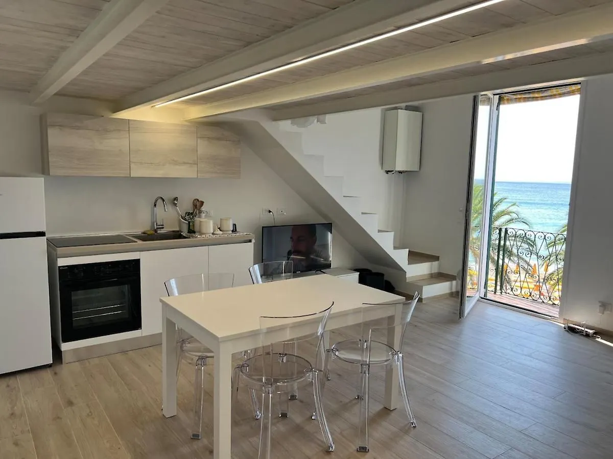 Διαμέρισμα House On The Beach Varigotti